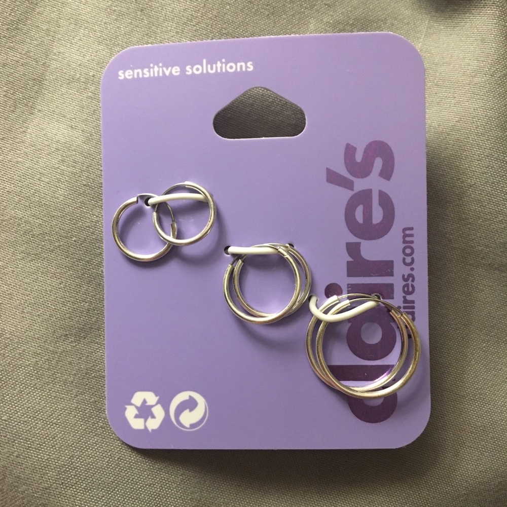 BOGO🤍Claire’s Silver Earrings NEW